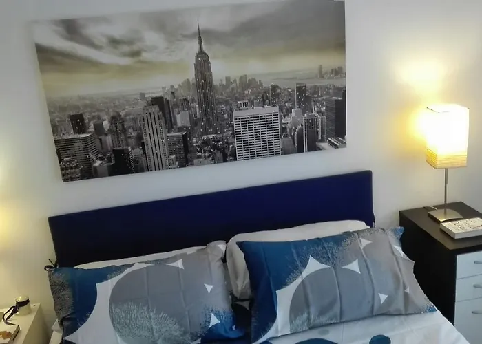 Nice Apartment In Milano, Close To Undergrond M3