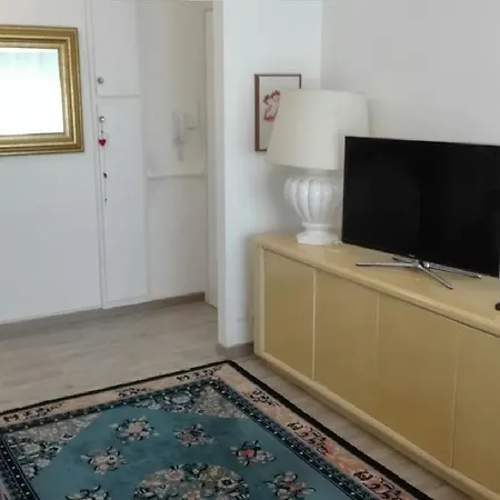 Nice Apartment In Milano, Close To Undergrond M3 Exterior photo