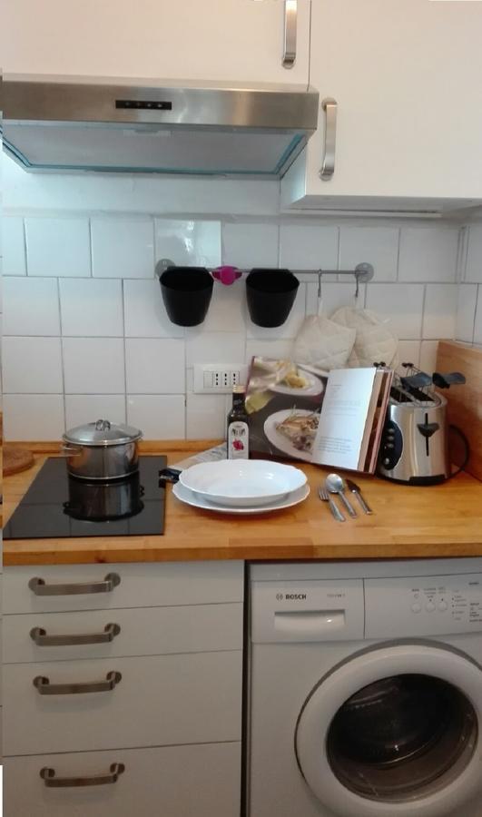 Appartement In Milano, Close To Undergrond M3 Milan