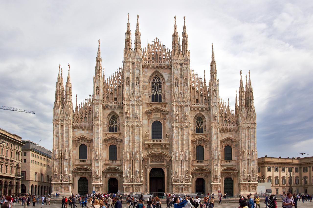 Appartement In Milano, Close To Undergrond M3 Milan